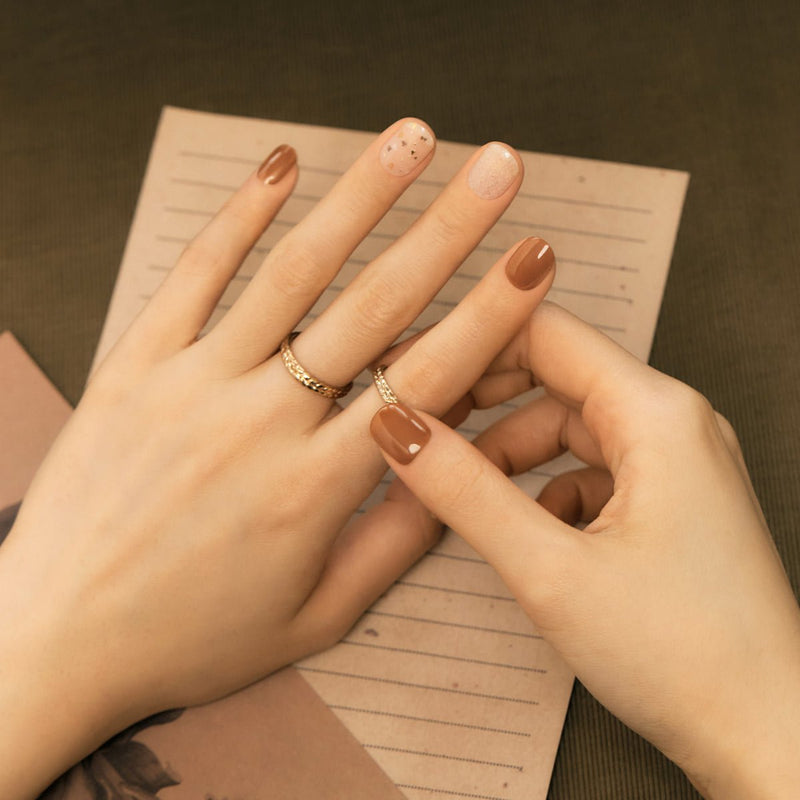 Glaze Semi-Cured Gel Nail: ZMA437N Brown Check